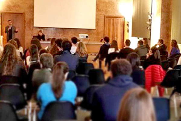 Studenti Innovation Camp